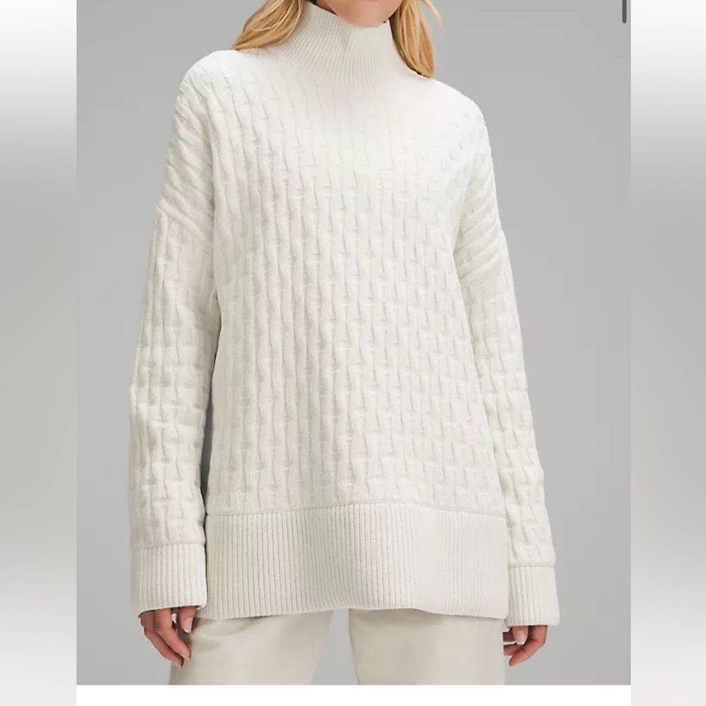 Lululemon cable knit sweater size medium